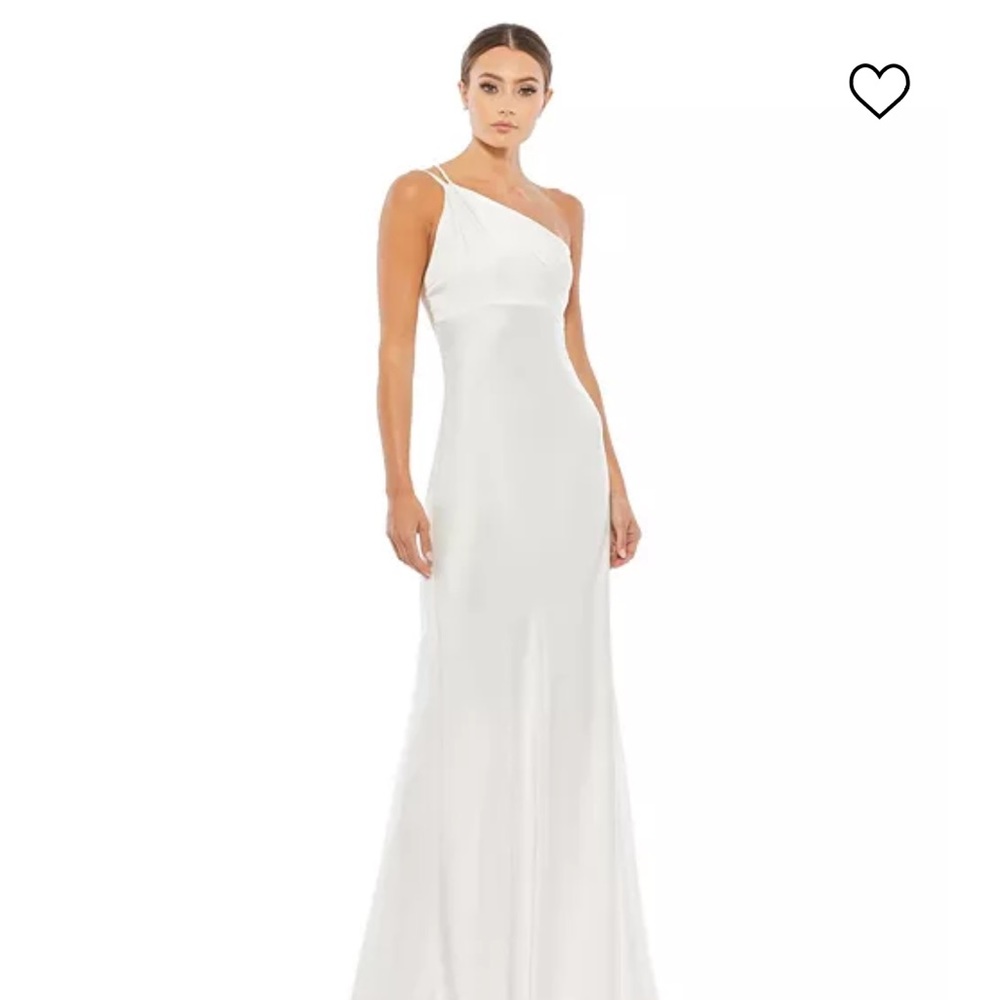 One-shoulder white Ieena for Mac Duggal gown new with tags NWT size 2
